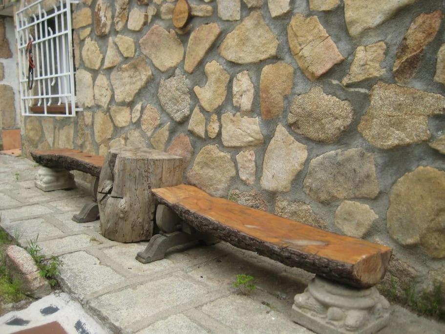 La Rocalla Del Tietar Villa Sotillo de la Adrada Buitenkant foto